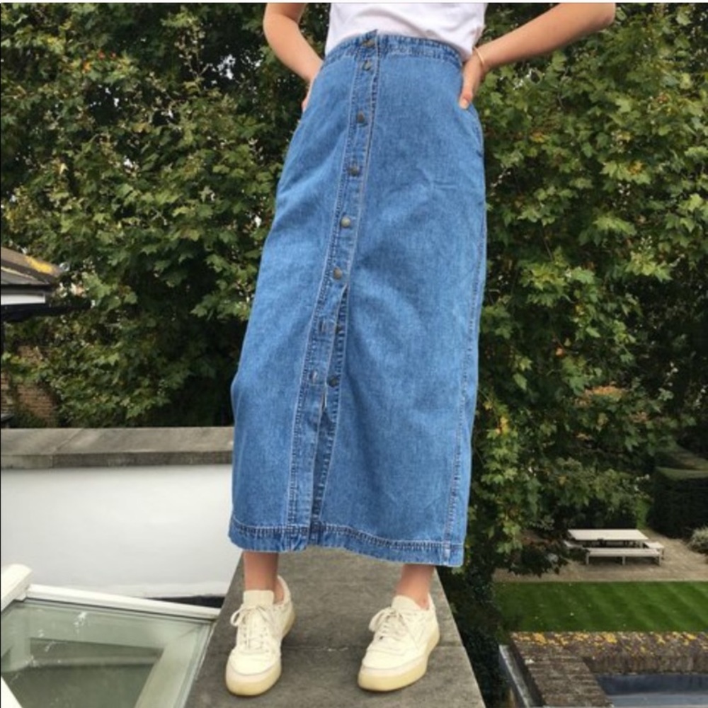 Vintage High Waisted Jean Skirt (Mid-Length)